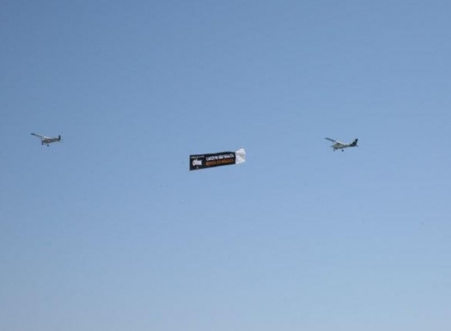 Servicios de publicidad aerea.jpg